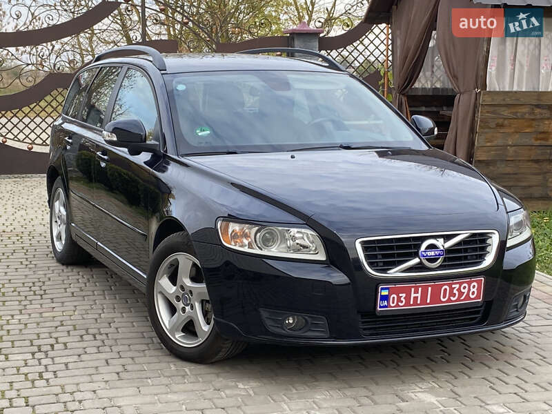 Универсал Volvo V50 2010 в Луцке фото 4 Универсал Volvo V50 2010 в Луцке