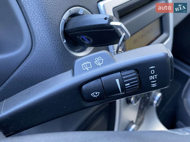 Универсал Volvo V50 2010 в Луцке фото 46 Универсал Volvo V50 2010 в Луцке