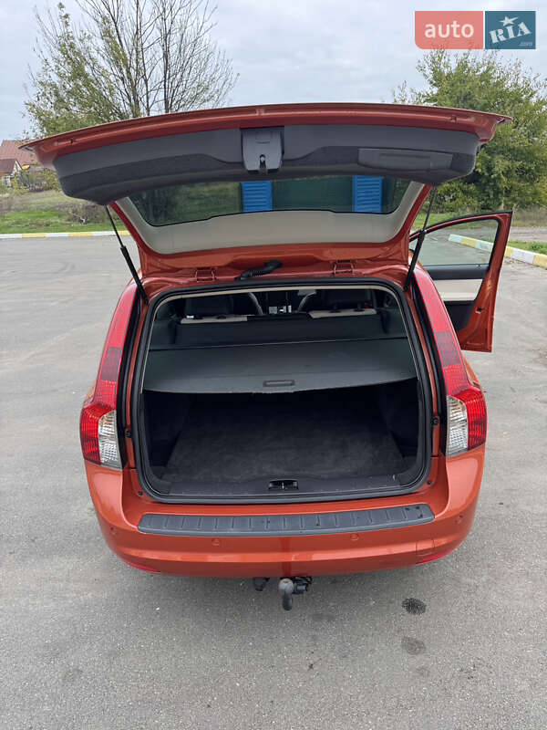 Универсал Volvo V50 2011 в Ирпене