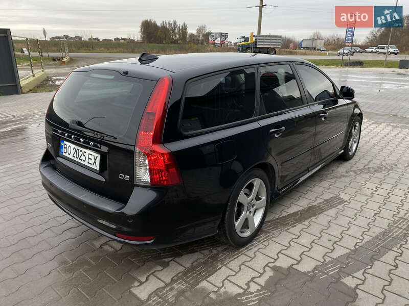 Универсал Volvo V50 2011 в Тернополе