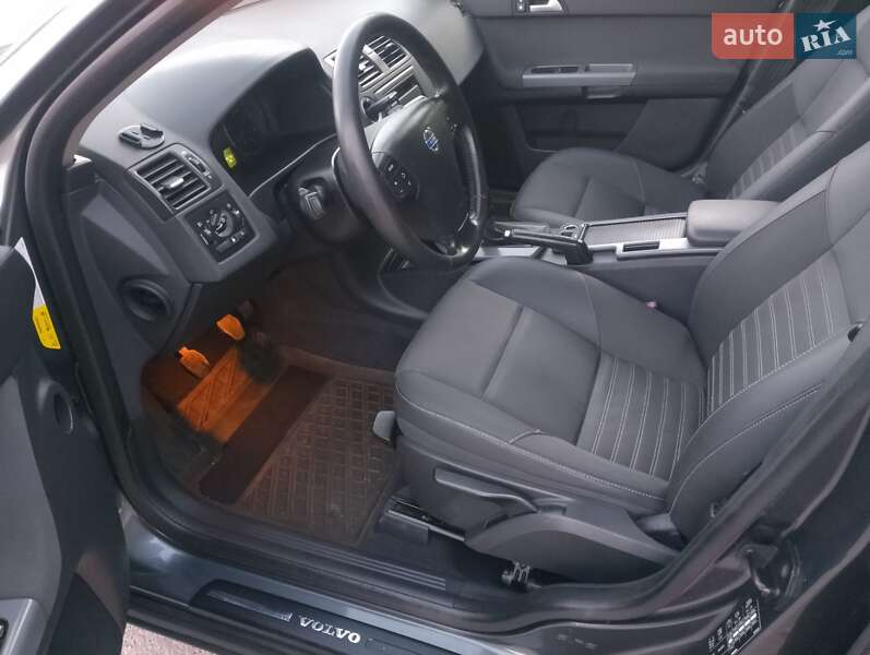 Универсал Volvo V50 2008 в Тернополе