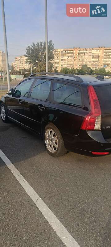 Универсал Volvo V50 2011 в Киеве фото 27 Универсал Volvo V50 2011 в Киеве