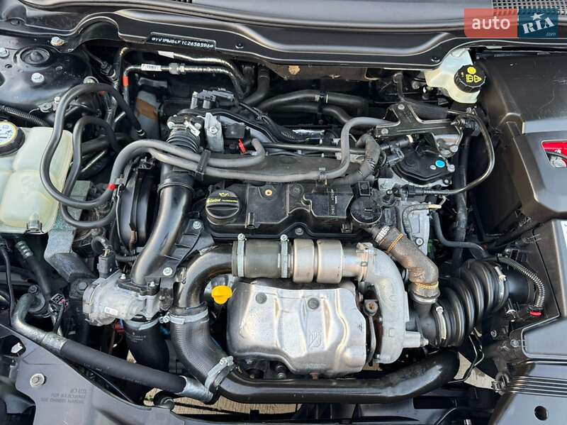 Универсал Volvo V50 2011 в Луцке фото 53 Универсал Volvo V50 2011 в Луцке