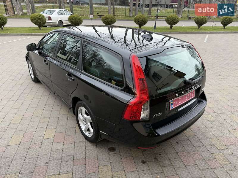 Универсал Volvo V50 2011 в Стрые фото 27 Универсал Volvo V50 2011 в Стрые