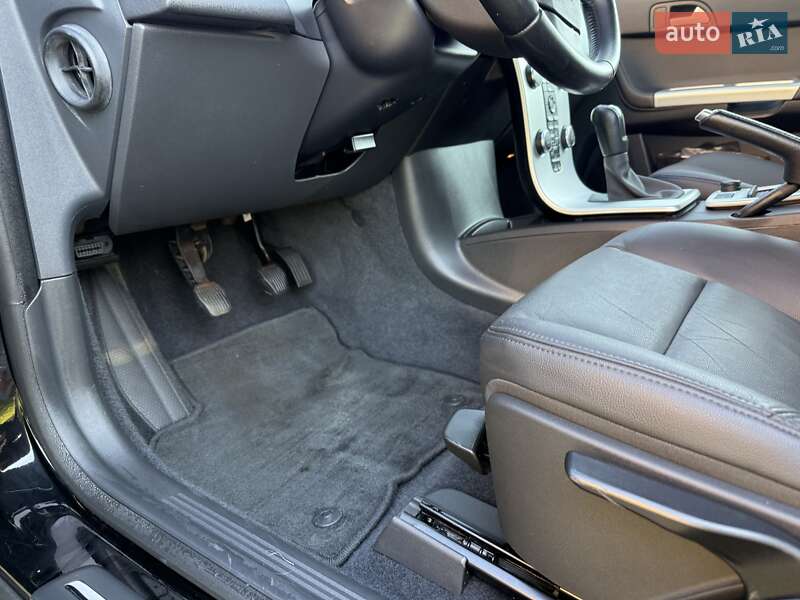 Универсал Volvo V50 2011 в Стрые фото 75 Универсал Volvo V50 2011 в Стрые