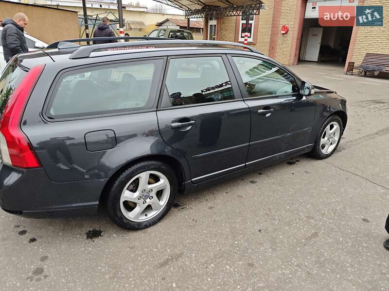 Универсал Volvo V50 2009 в Краматорске