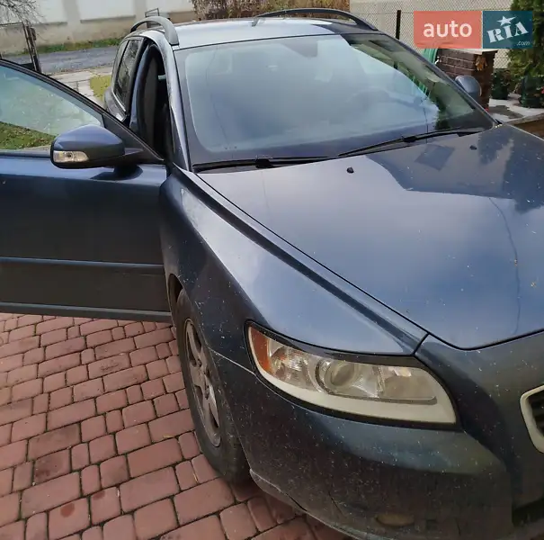 Volvo V50 2010