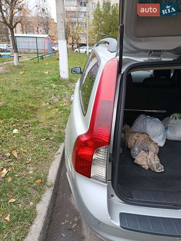 Универсал Volvo V50 2008 в Виннице фото 33 Универсал Volvo V50 2008 в Виннице