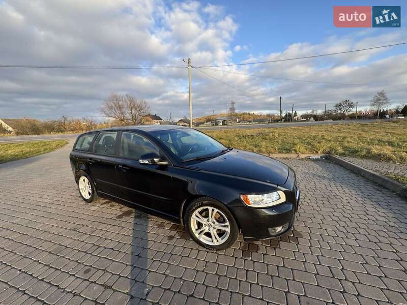 Универсал Volvo V50 2011 в Николаеве