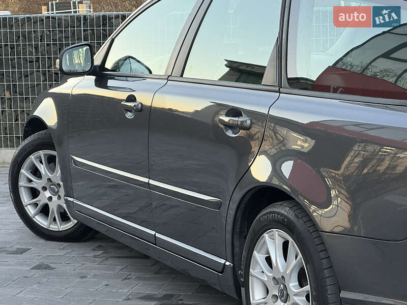 Універсал Volvo V50 2011 в Стрию