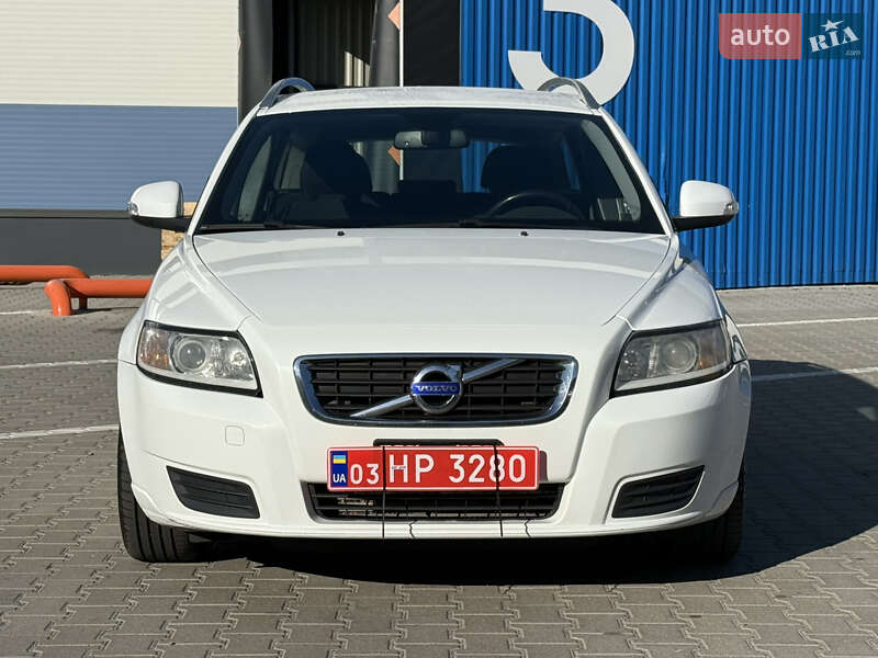 Універсал Volvo V50 2012 в Рівному