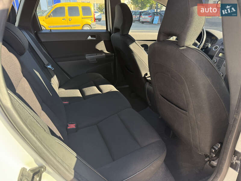 Універсал Volvo V50 2012 в Рівному