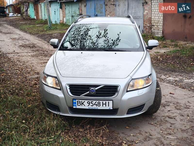 Універсал Volvo V50 2008 в Харкові фото Універсал Volvo V50 2008 в Харкові