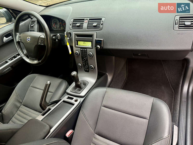 Универсал Volvo V50 2009 в Ровно фото 23 Универсал Volvo V50 2009 в Ровно