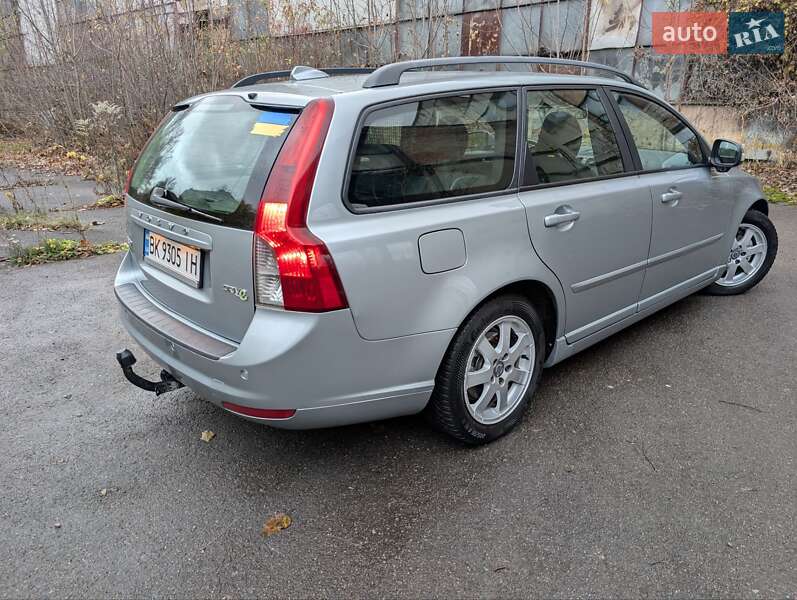Универсал Volvo V50 2010 в Ровно фото 9 Универсал Volvo V50 2010 в Ровно