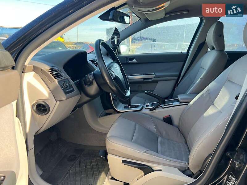 Универсал Volvo V50 2008 в Львове