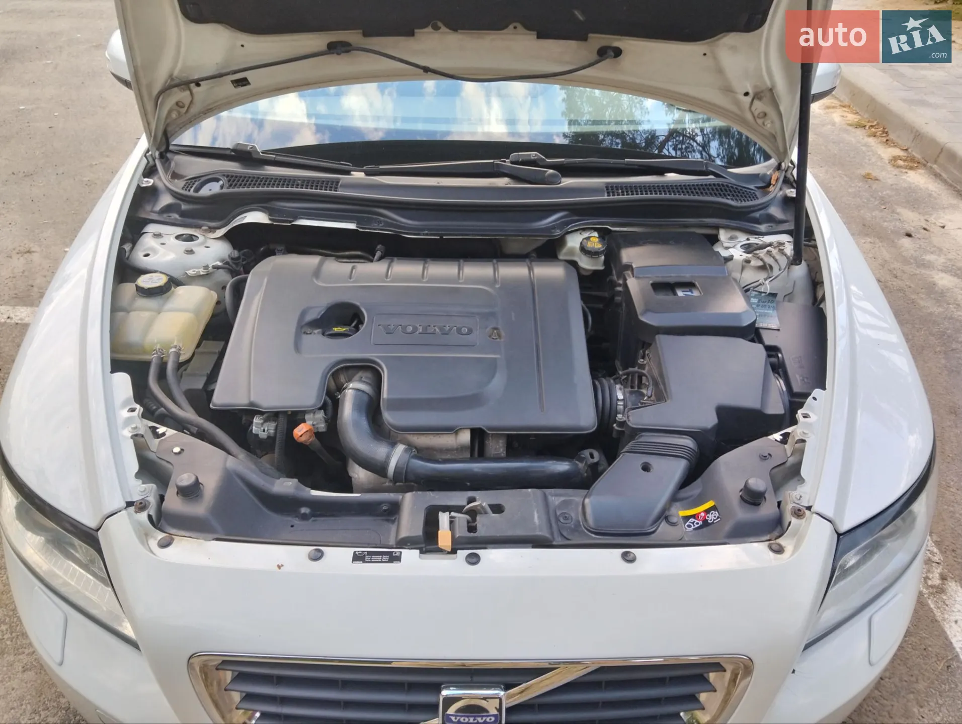 2010 Volvo V50 - мініатюра 11