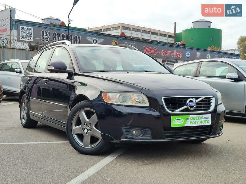 Універсал Volvo V50 2010 в Києві