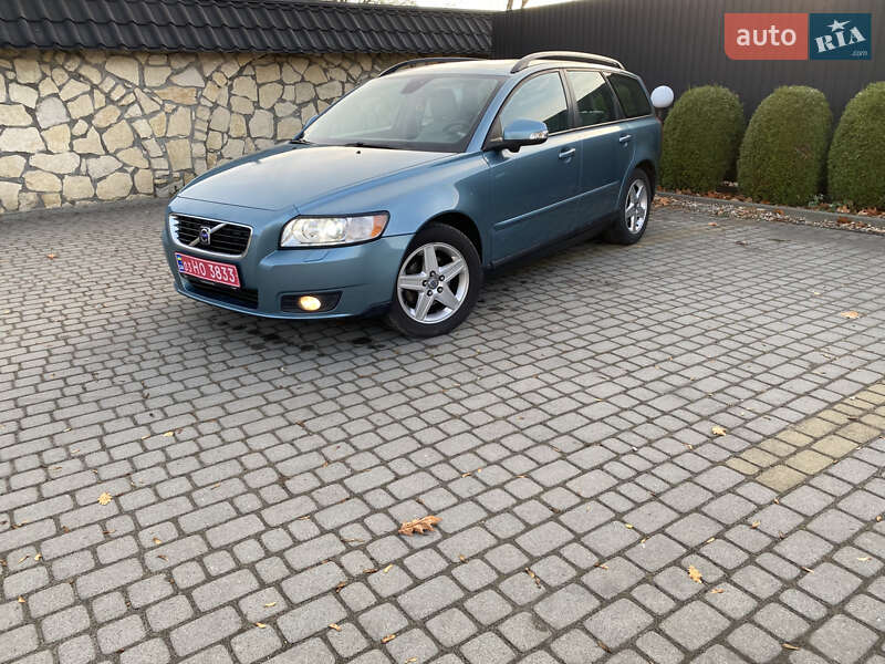 Универсал Volvo V50 2010 в Львове фото 2 Универсал Volvo V50 2010 в Львове