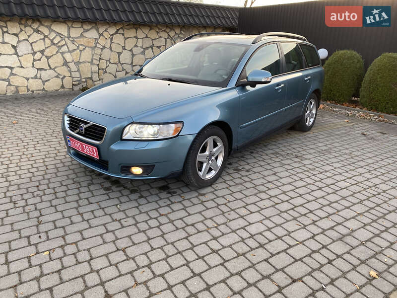 Универсал Volvo V50 2010 в Львове фото 3 Универсал Volvo V50 2010 в Львове