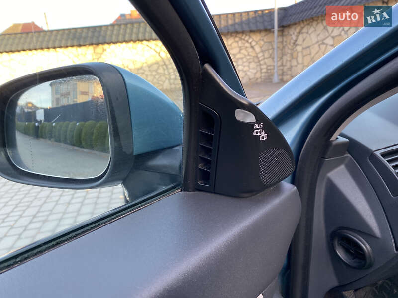 Универсал Volvo V50 2010 в Львове фото 27 Универсал Volvo V50 2010 в Львове