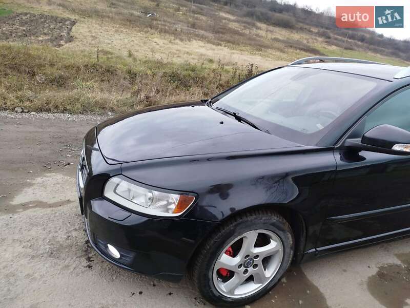 Универсал Volvo V50 2012 в Турке фото 4 Универсал Volvo V50 2012 в Турке