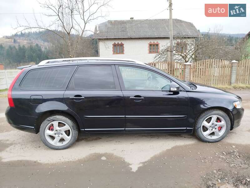 Универсал Volvo V50 2012 в Турке фото 44 Универсал Volvo V50 2012 в Турке