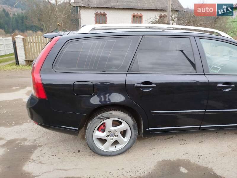 Универсал Volvo V50 2012 в Турке фото 48 Универсал Volvo V50 2012 в Турке