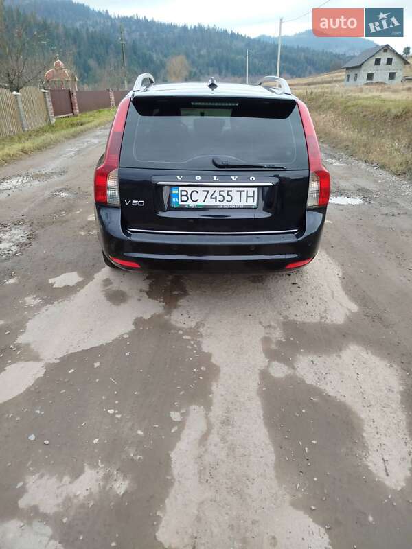 Универсал Volvo V50 2012 в Турке фото 53 Универсал Volvo V50 2012 в Турке