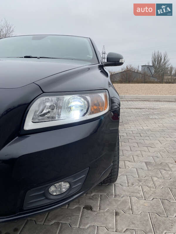 Универсал Volvo V50 2011 в Кривом Роге