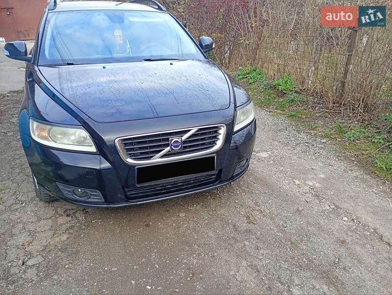 Volvo V50 2009