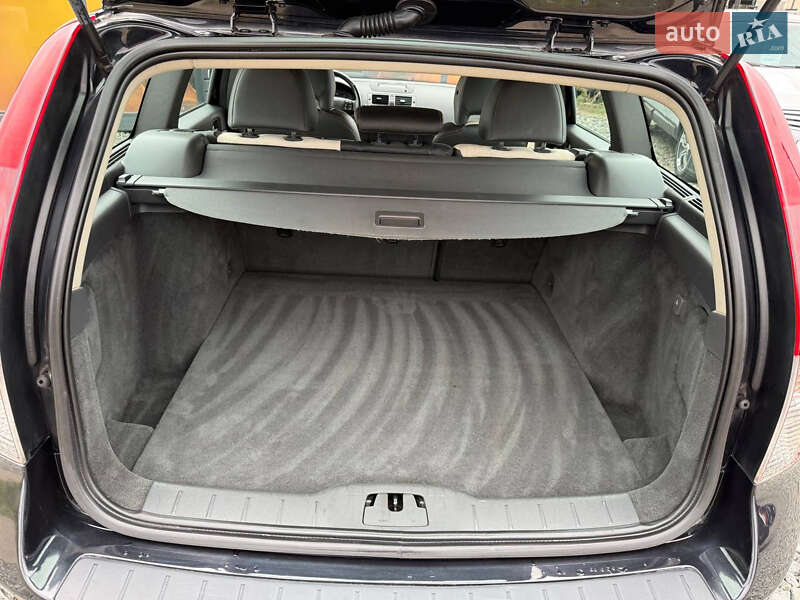 Универсал Volvo V50 2011 в Стрые фото 53 Универсал Volvo V50 2011 в Стрые