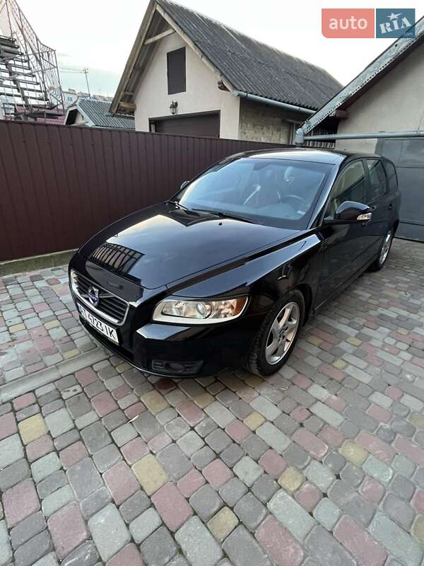 Универсал Volvo V50 2011 в Ивано-Франковске