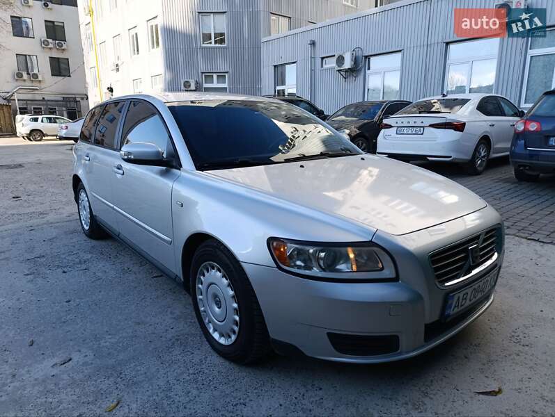 Універсал Volvo V50 2009 в Хмельницькому