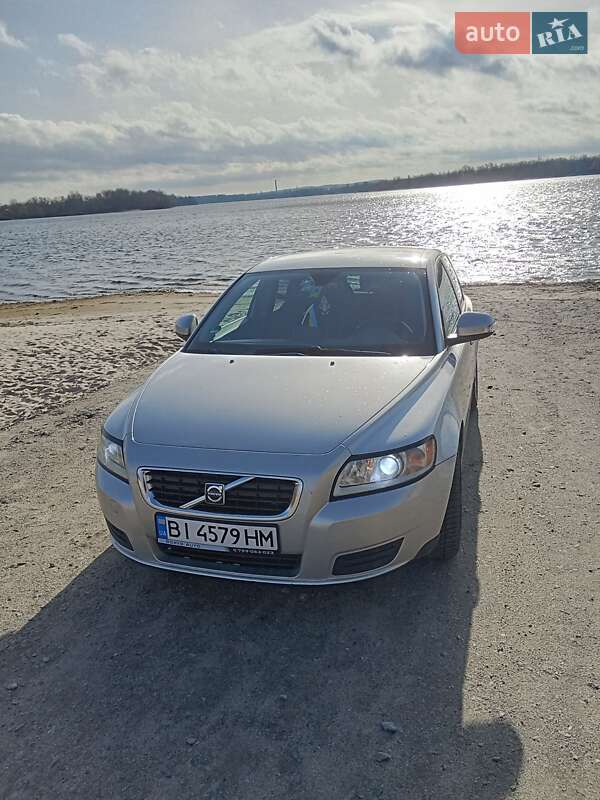 Универсал Volvo V50 2009 в Кременчуге