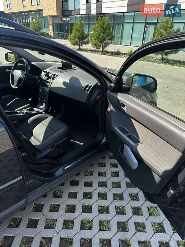 Универсал Volvo V50 2009 в Хмельницком
