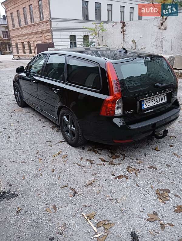Универсал Volvo V50 2012 в Днепре