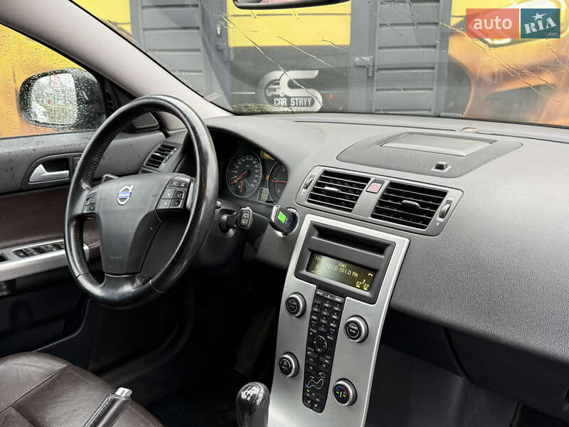 Универсал Volvo V50 2010 в Стрые фото 18 Универсал Volvo V50 2010 в Стрые