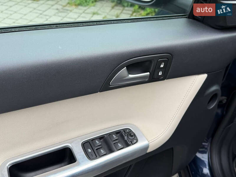 Универсал Volvo V50 2012 в Стрые