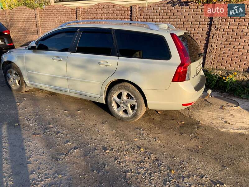 Универсал Volvo V50 2012 в Ямполе