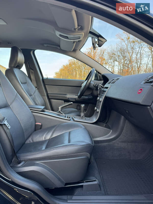 Універсал Volvo V50 2008 в Луцьку