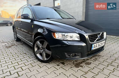 Универсал Volvo V50 2010 в Киеве