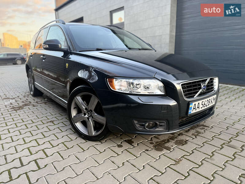 Volvo V50 2010