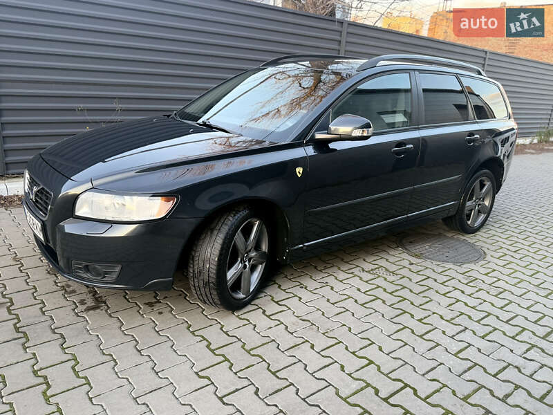 Универсал Volvo V50 2010 в Киеве