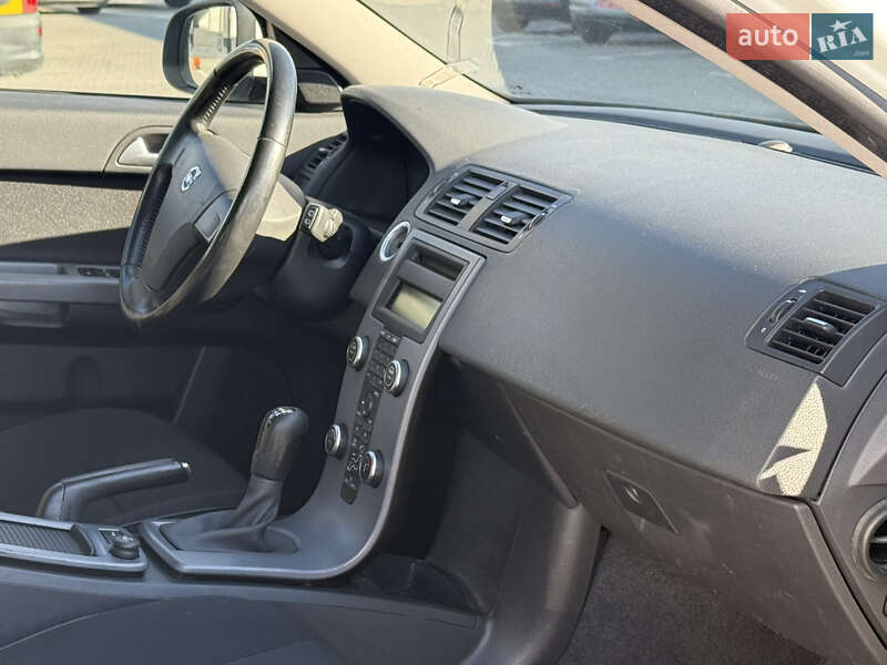 Универсал Volvo V50 2012 в Ровно