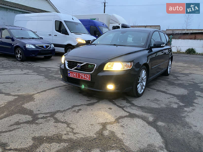 Универсал Volvo V50 2010 в Ровно