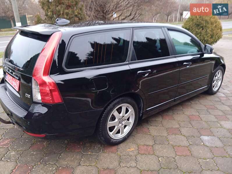 Універсал Volvo V50 2010 в Рівному