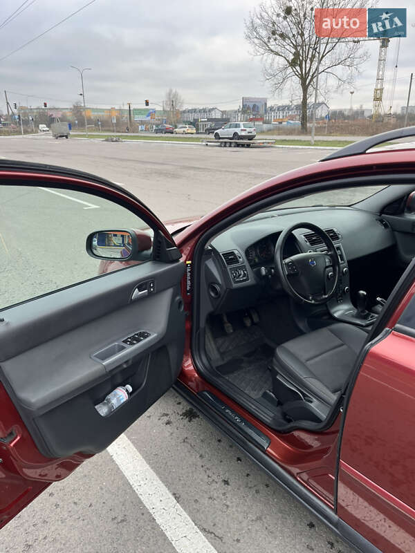 Универсал Volvo V50 2008 в Луцке фото 9 Универсал Volvo V50 2008 в Луцке