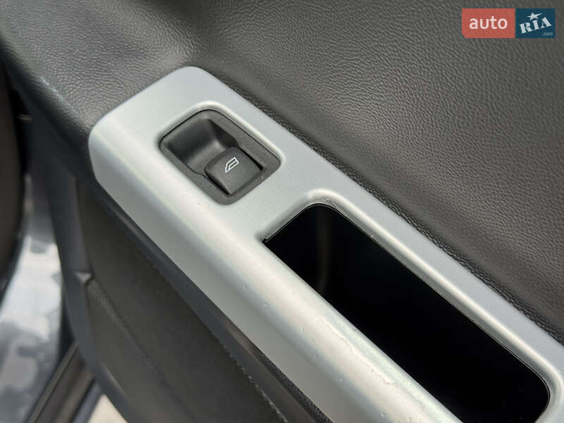 Универсал Volvo V50 2012 в Стрые фото 81 Универсал Volvo V50 2012 в Стрые