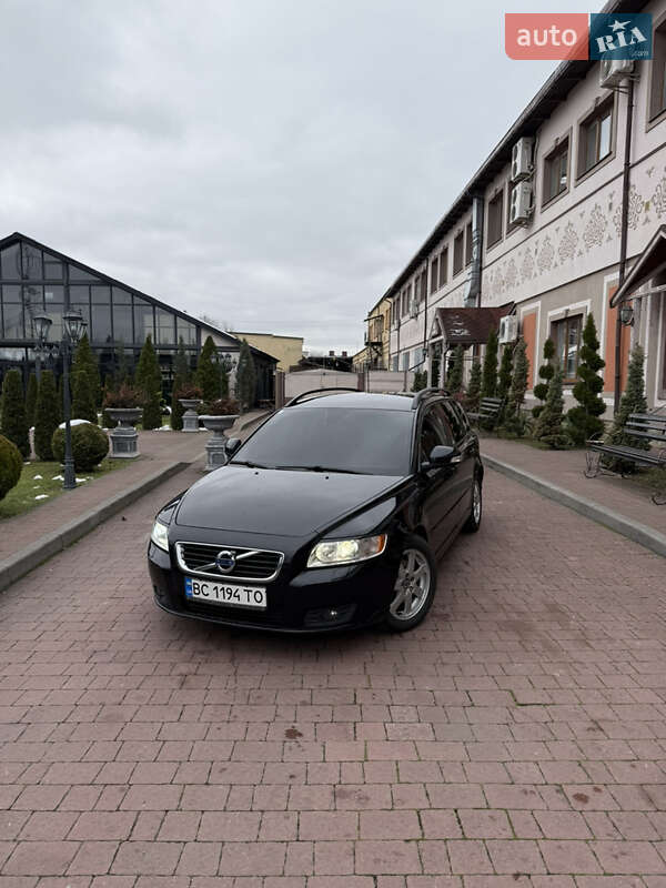 Универсал Volvo V50 2010 в Стрые